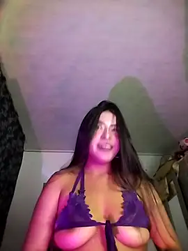 Вебкам-шоу IsaaSquiirt