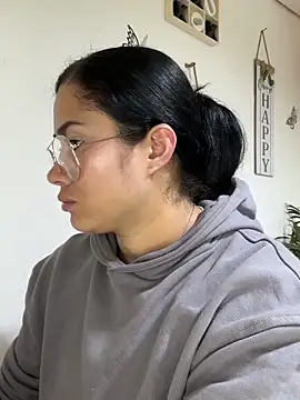 Sweet__Nurse1 élő XXX-chatje