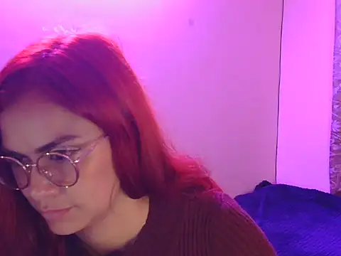 tinny_emiily 现场XXX聊天