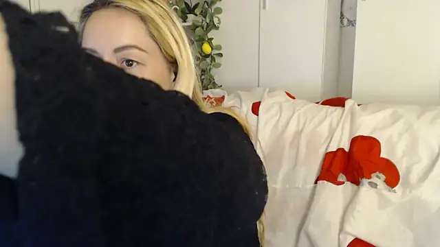 _karolynesyera_ Obrolan Langsung XXX