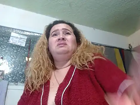 Perla1981-- লা ইভ XXX চ্যাট