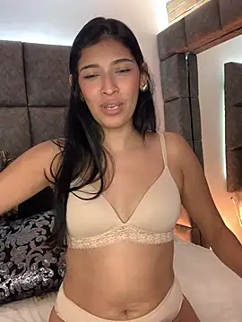 Онлайн чат XXX BrigitteVons