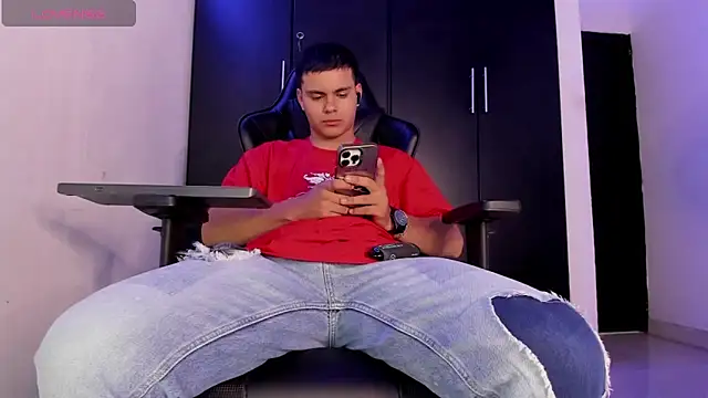 Liam_Mateo 现场XXX聊天