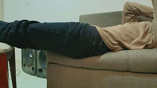 Chat +18 de thomas_gun ao vivo