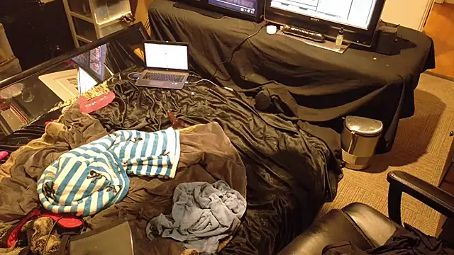 AQuickPhyx Pertunjukan Webcam