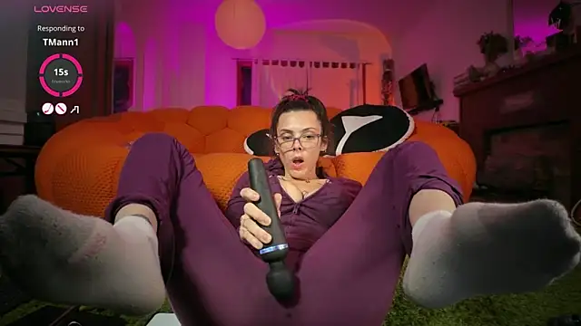 GennaJames: онлайн-секс-чат