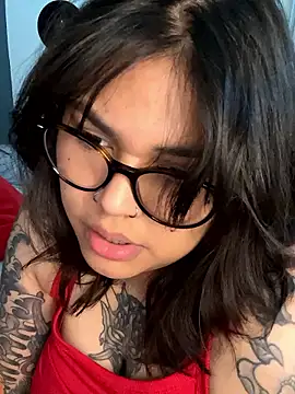 miacanela_xo: онлайн-секс-чат