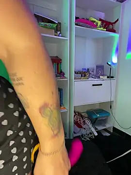 Amarantha_666 élő XXX-chatje