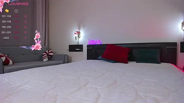 Kittie_mia লাইভ XXX চ্যাট