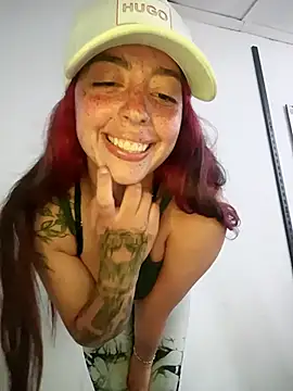 sadashi_moon_ofice's Live XXX Chat