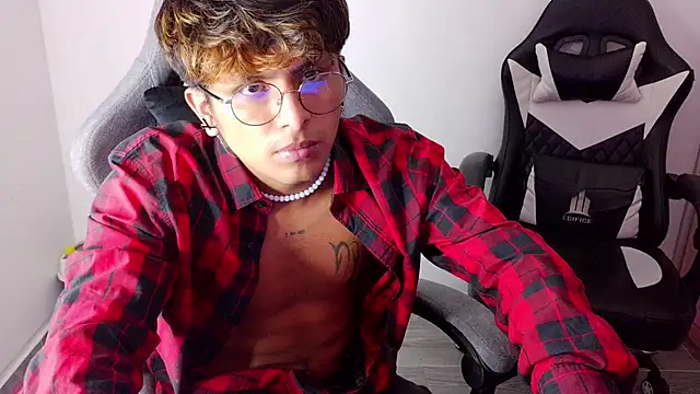 dany_fans' Webcam Show