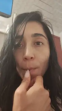 Chat XXX ao vivo de Elowyn