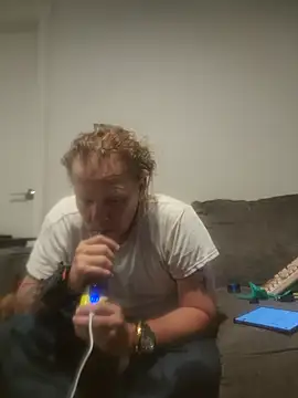 yourMasterisBored: онлайн-секс-чат