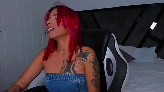 LilithLuxor_ Live XXX Chat