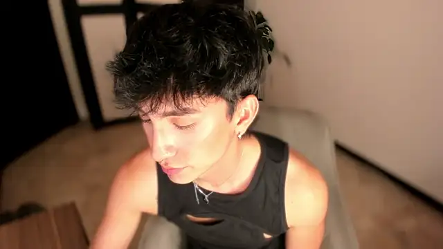 sweettaaron01 Webcamshow