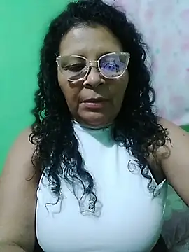 Amarantha25 Adlı Modelin Canlı XXX Sohbeti