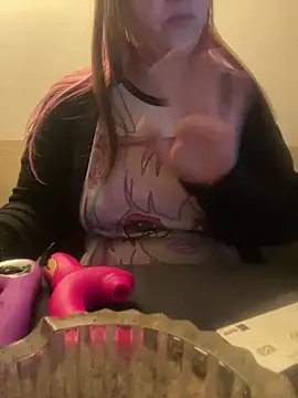 Popinasq's Live XXX Chat