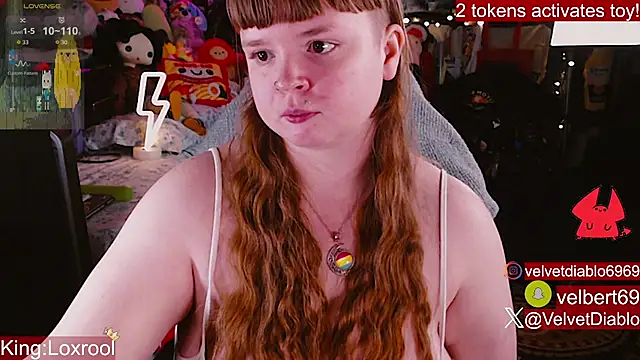 دردشة VelvetDiablo الجنسية المباشرة