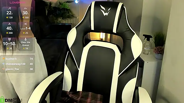 MaryaRyan Chat XXX in diretta