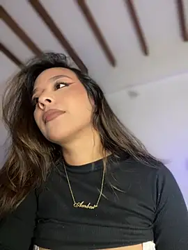 Živý XXX chat Little_Amber6