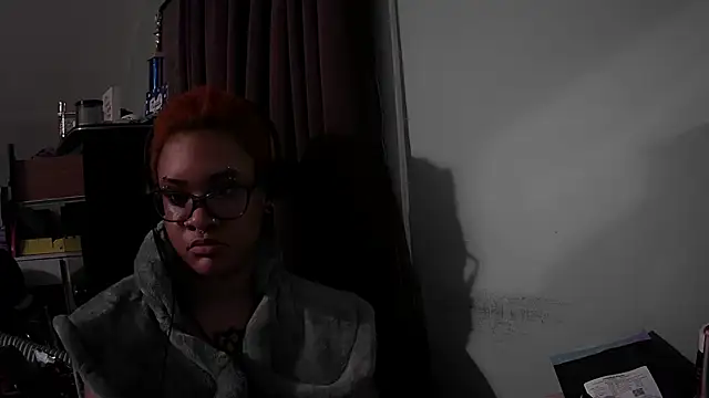 nickytheehawtie Chat XXX in diretta