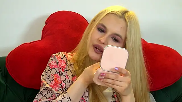 LeaLamour Show in webcam