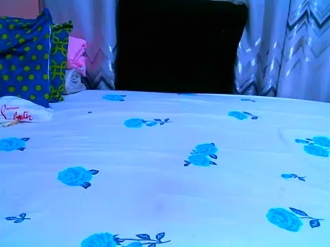 Pretty_kara's Live XXX Chat