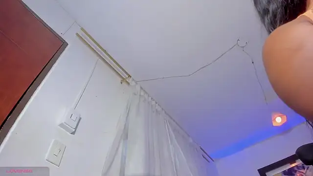 Scarlett_811 – Live XXX-chat