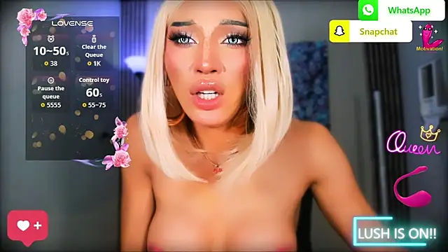 UrDominantBella Show in webcam