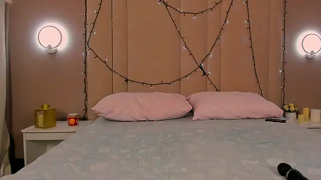 AdeleSilvy Adlı Modelin Canlı XXX Sohbeti