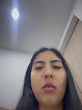 Sofia_Collins- Chat XXX in diretta