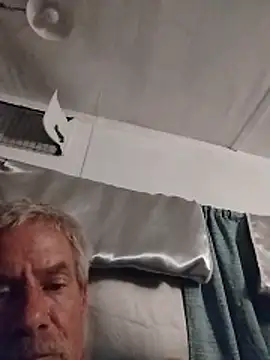 Chat XXX en directo de Biknight