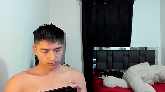 Chatroom XXX en direct de mateo-Esposito