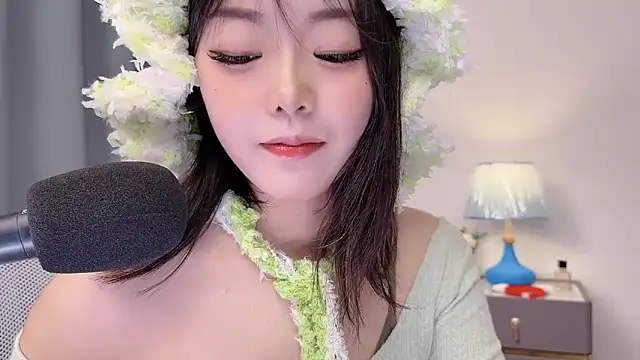 smalldaisy Chat XXX in diretta