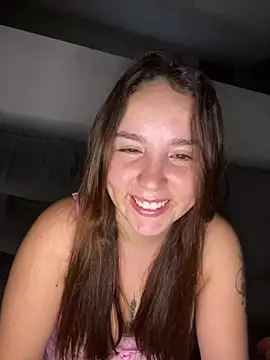 Pertunjukan Kamera Web AMORINHA_S2_