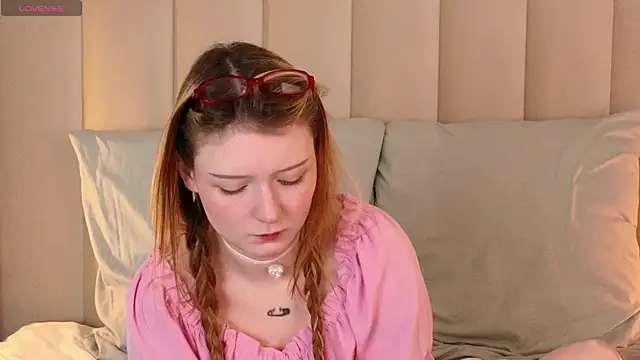 AlyssFrost Webcam Show