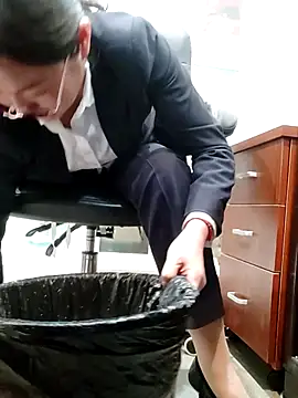 WHUANUOZANYTO 网络视讯表演