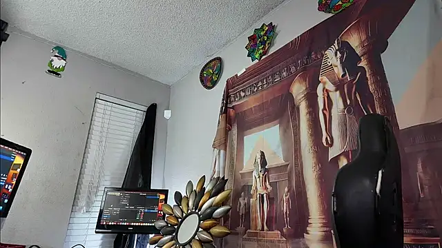 Triggerhappycj100 Live XXX Chat