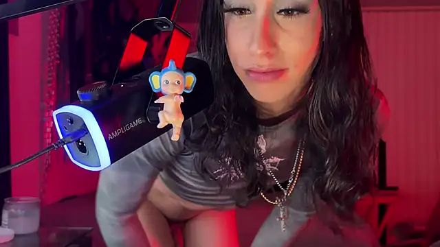 Chatroom XXX en direct de xoFrankie