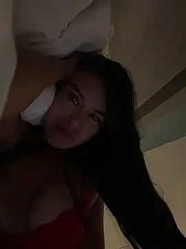 ToXxXiicBarbiie Chat XXX in diretta