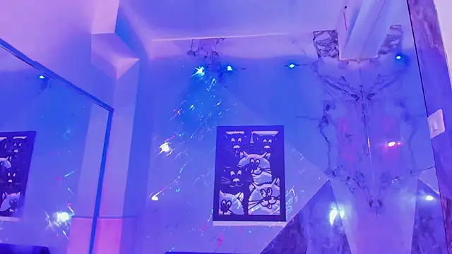 แชท XXX สดของ Isabella_stanford2