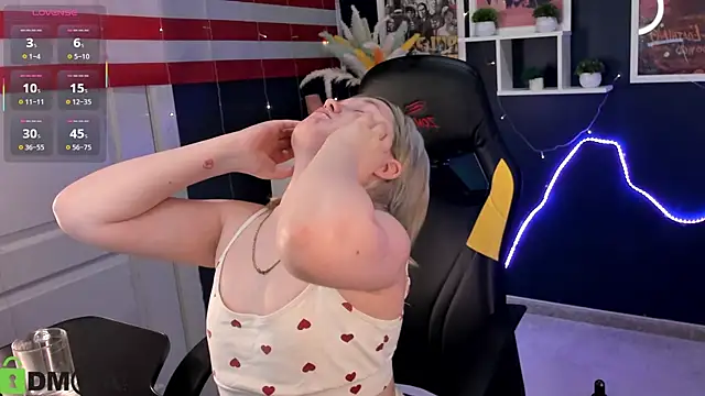 Sara_Robinson live XXX chat