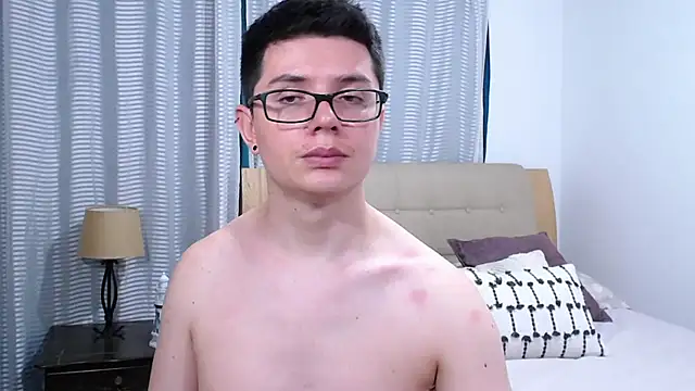 BlackFoXXX69 Live XXX-Chat