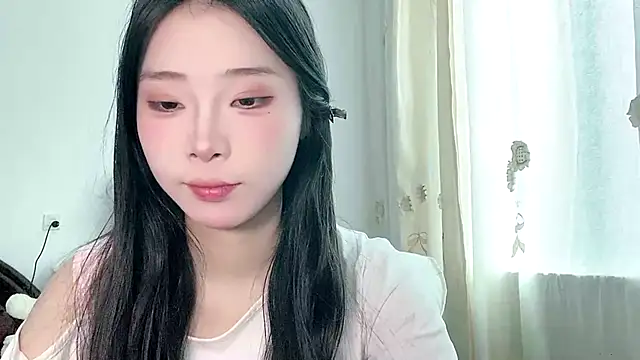 yiyibaby2026 Show Webcam