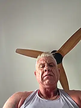 Show Webcam de Handsolo_porn