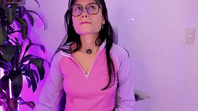 NayeCloud: απευθείας συνομιλία ΧΧΧ