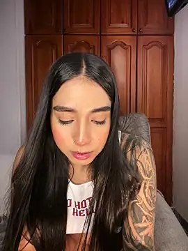 KaditaNavarro Live XXX-chat