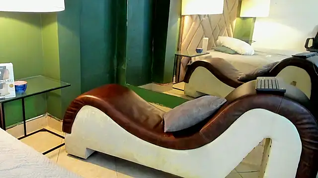 Rache_Roth live XXX chat