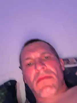 Chat +18 de AttractiveSilk5 ao vivo