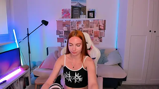 Mia_Madden 现场XXX聊天